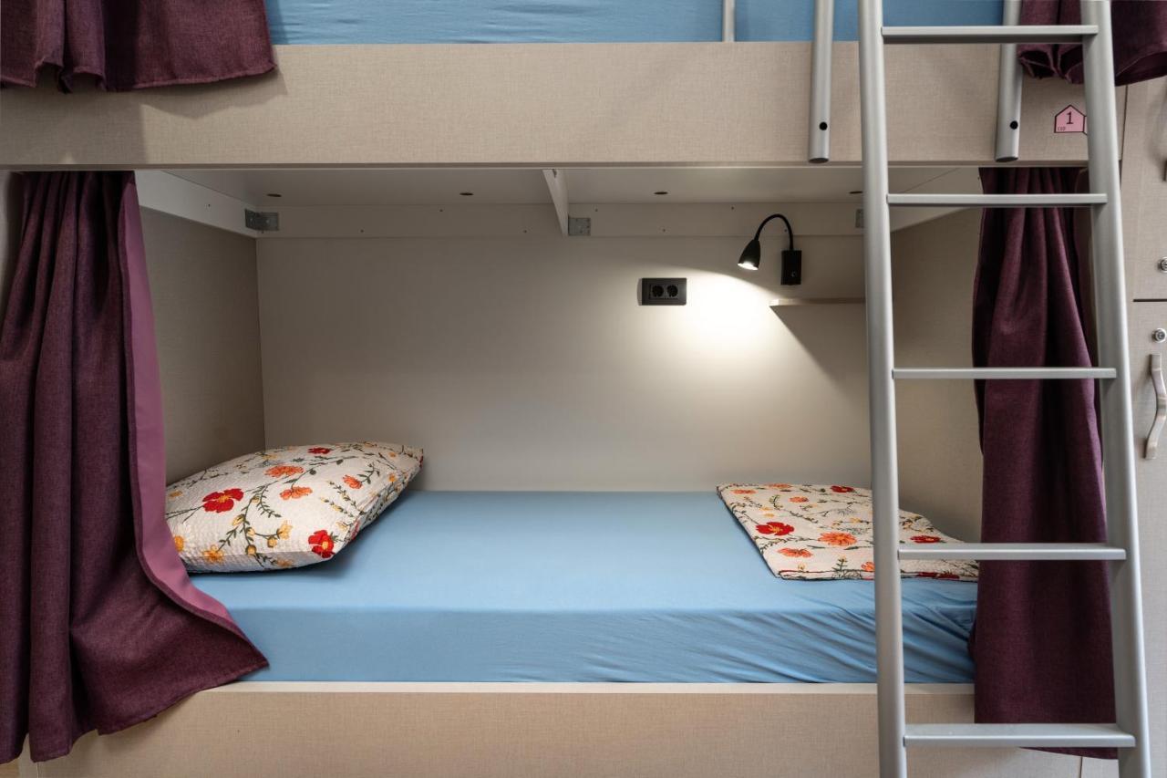 Antique Hostel *