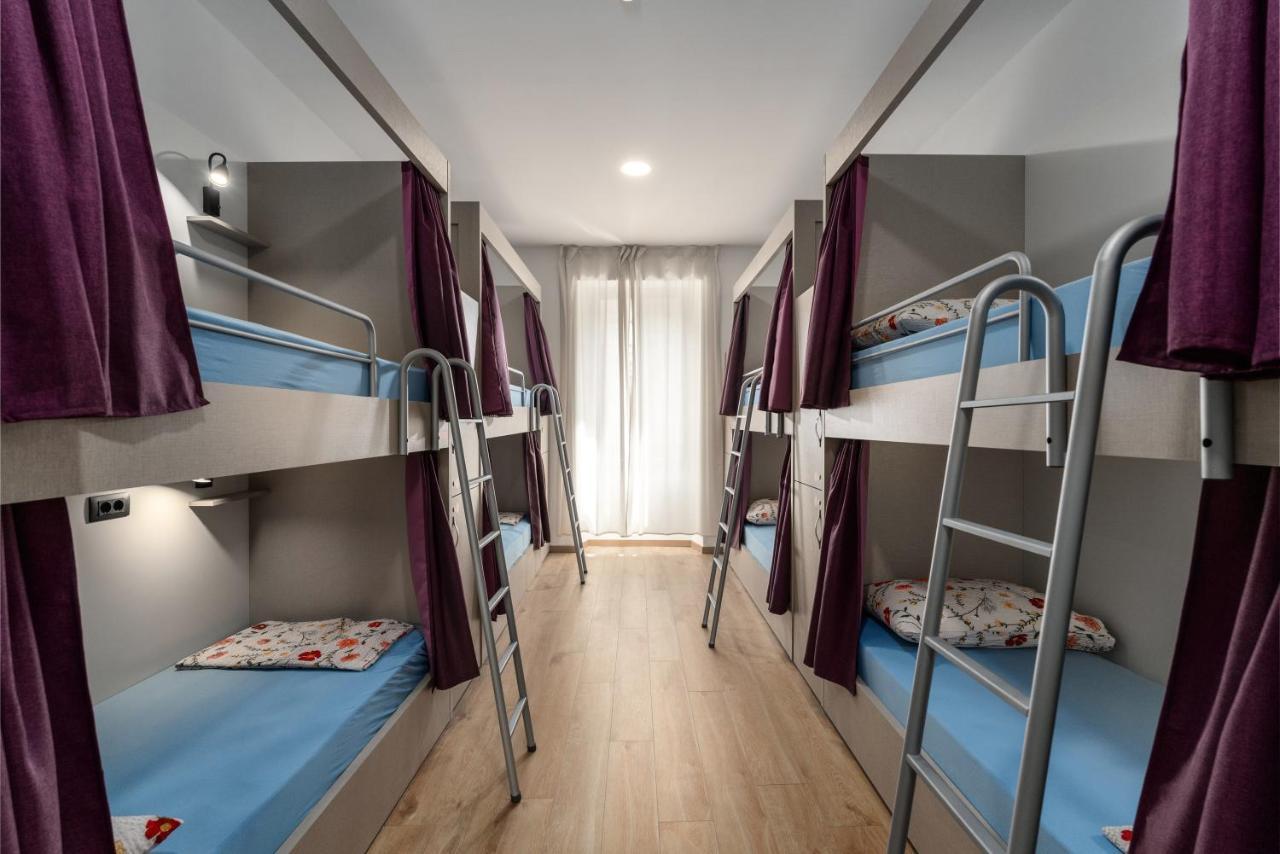 Hostel Antique *