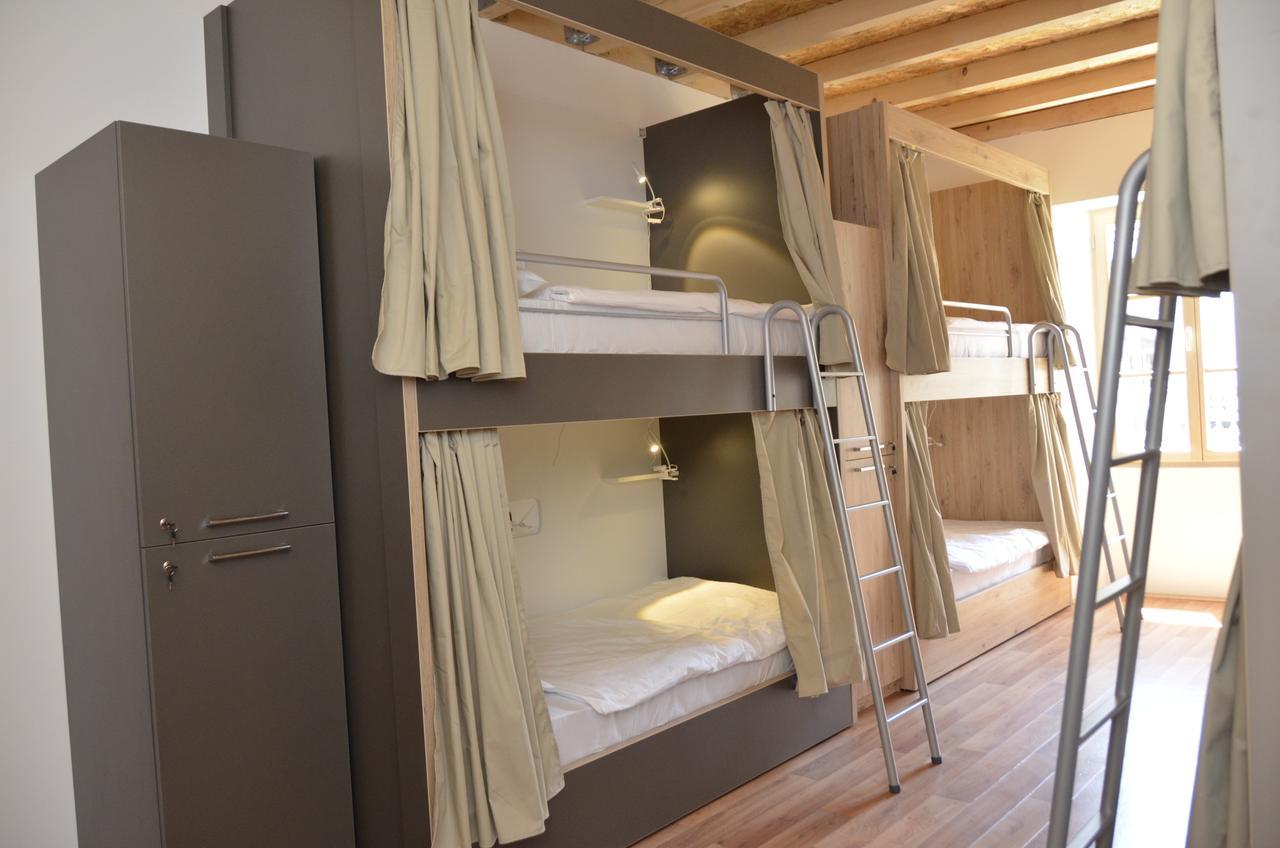 Antique Hostel *
